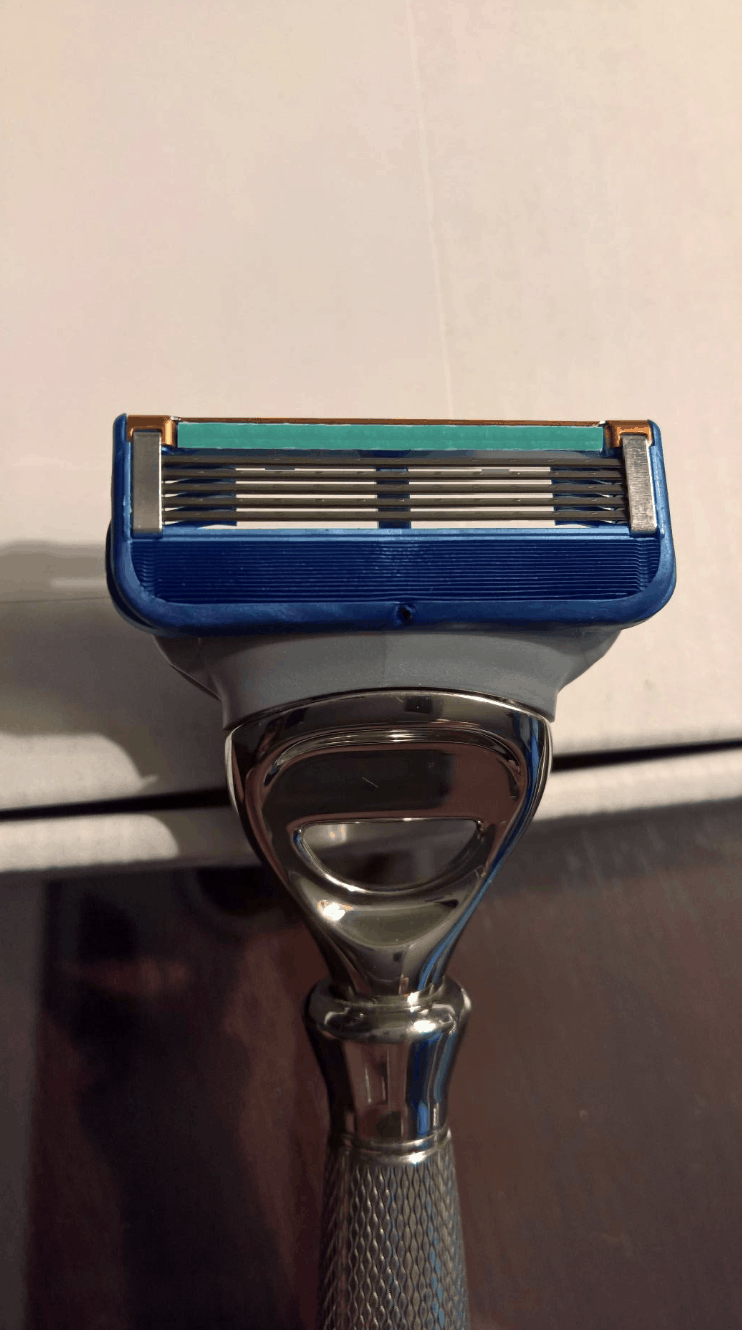 Do Razor Blades Expire if Left Unused? Expert Gentleman