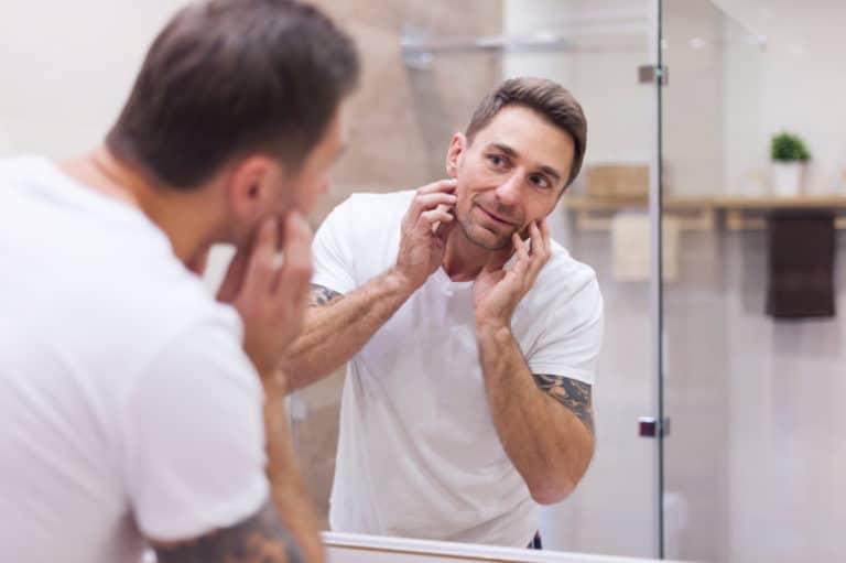 How To Exfoliate Men’s Skin (Do it the RIGHT way) | Expert Gentleman