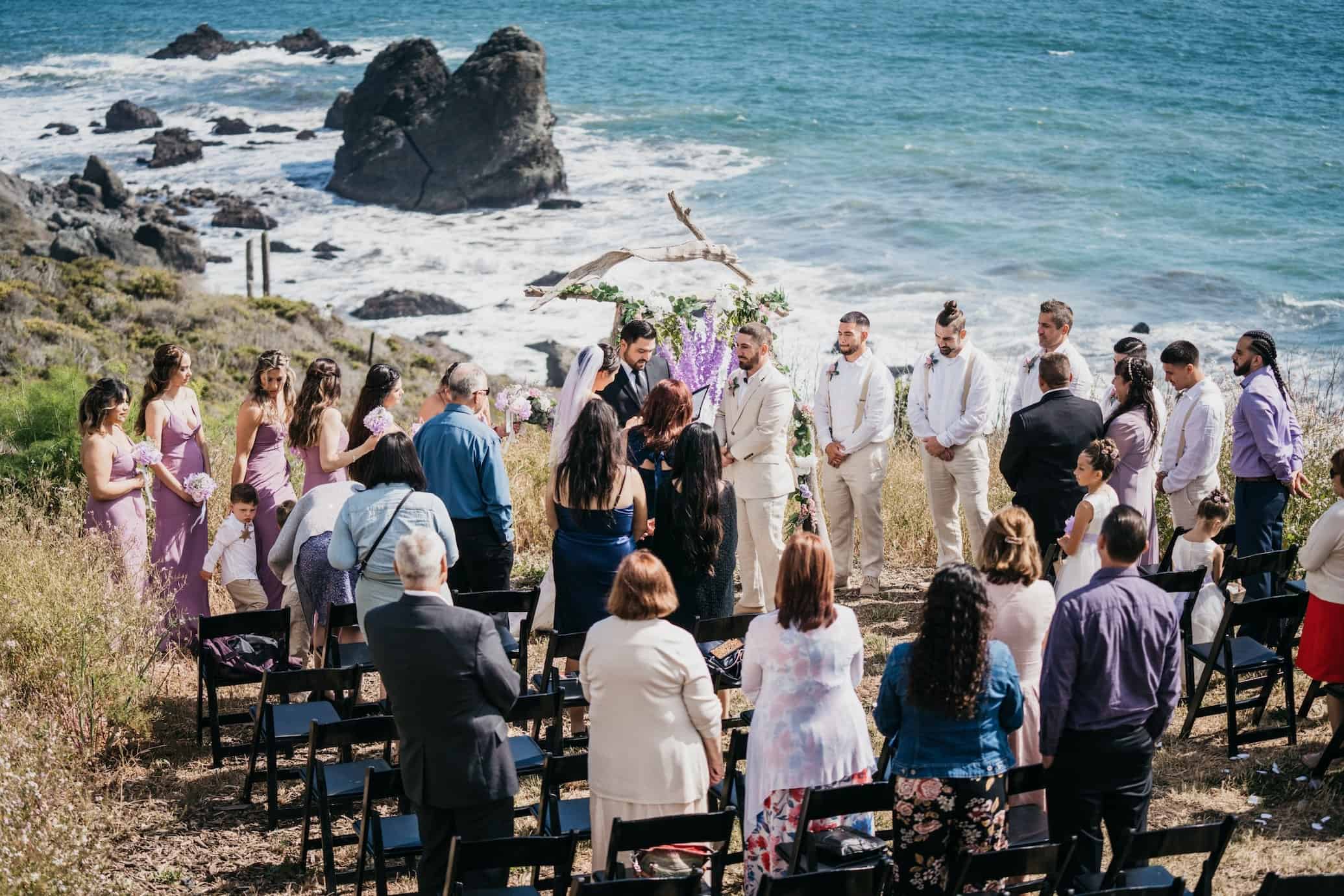 what men should wear to beach weddings